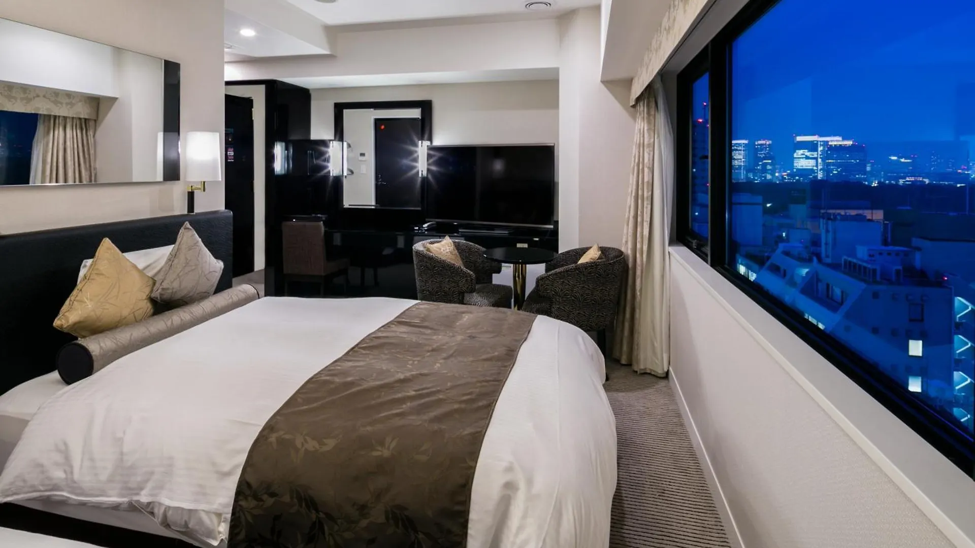 Apa Hotel Nagatacho Hanzomon Ekimae Tokyo