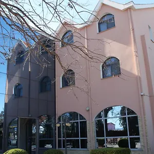 Hotel Hasmegaj Mahall' e Kryethuit